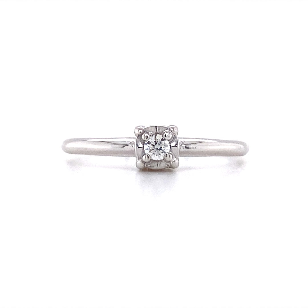 Beeghly & Co. 14 Karat White Gold Solitaire Round Diamond Engagement Ring BCR-AS-1