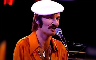 Music Friday: '74 Class Ring Makes Cameo in Starbuck's 'Moonlight Feels Right'