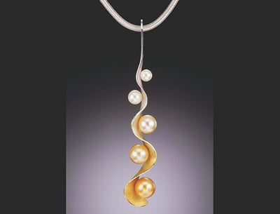 Award-Winning 'South Sea Glow Necklace' Is Part of National Gem Collection