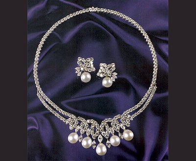 Princess Diana's 'Swan Lake Suite' Could Fetch $15MM at Guernsey’s Auction