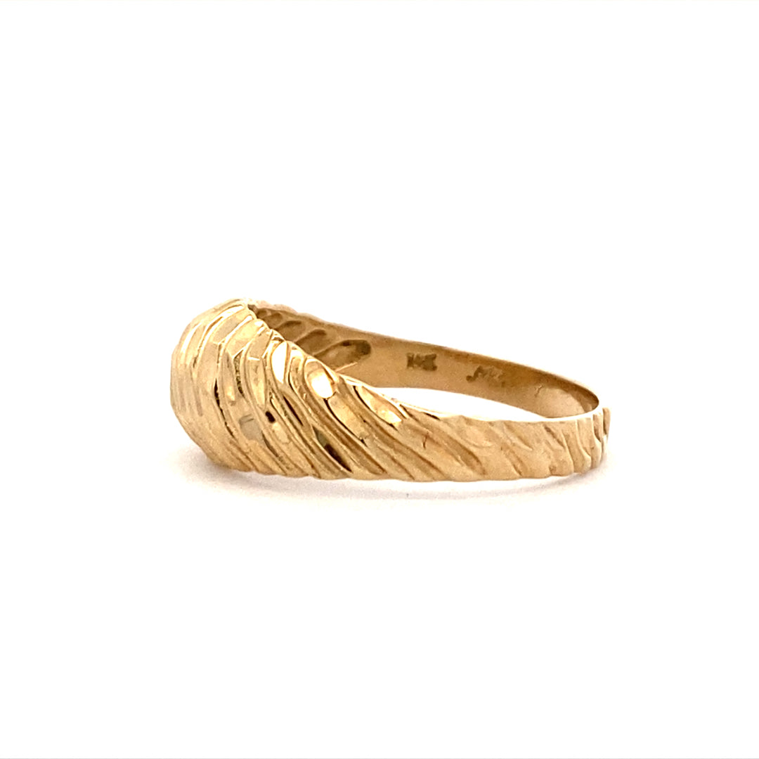 ESTATE D/C Ridged Dome Ring in Yellow Gold