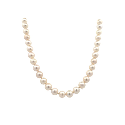 ESTATE 18" Cultured Pearl Strand in Yellow Gold