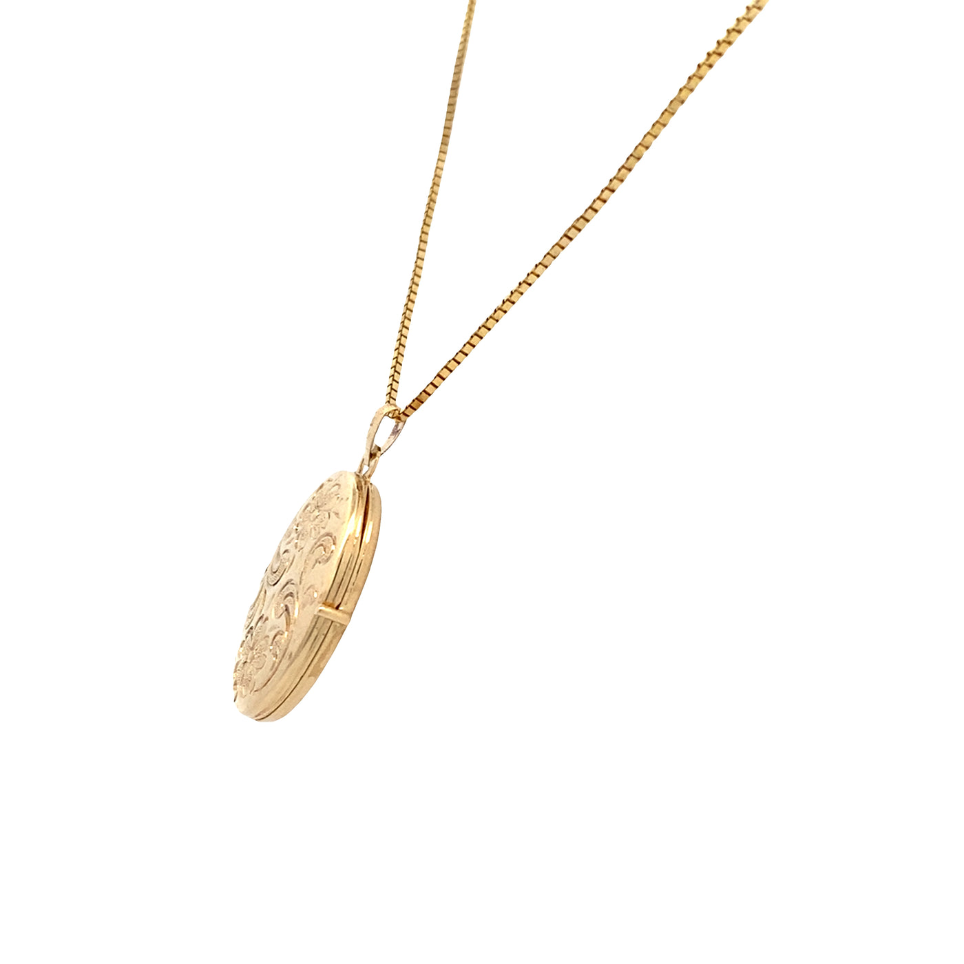 ESTATE Oval Locket in Yellow Gold