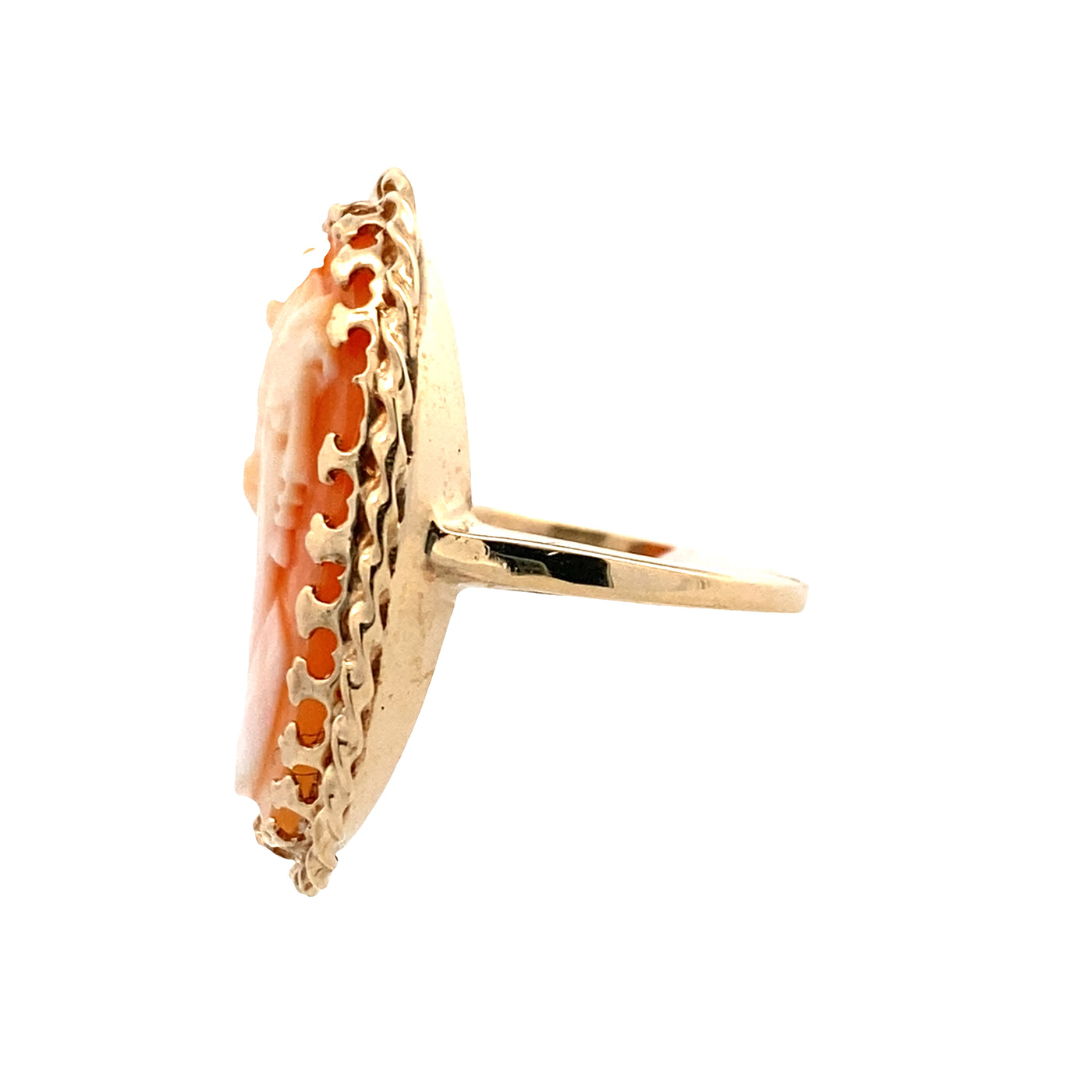 ESTATE Cameo Ring in Yellow Gold