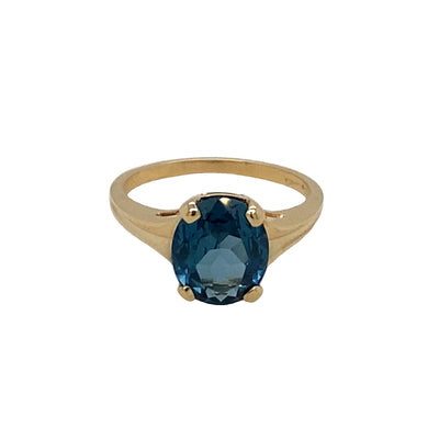 ESTATE Blue Topaz Ring in Yellow Gold
