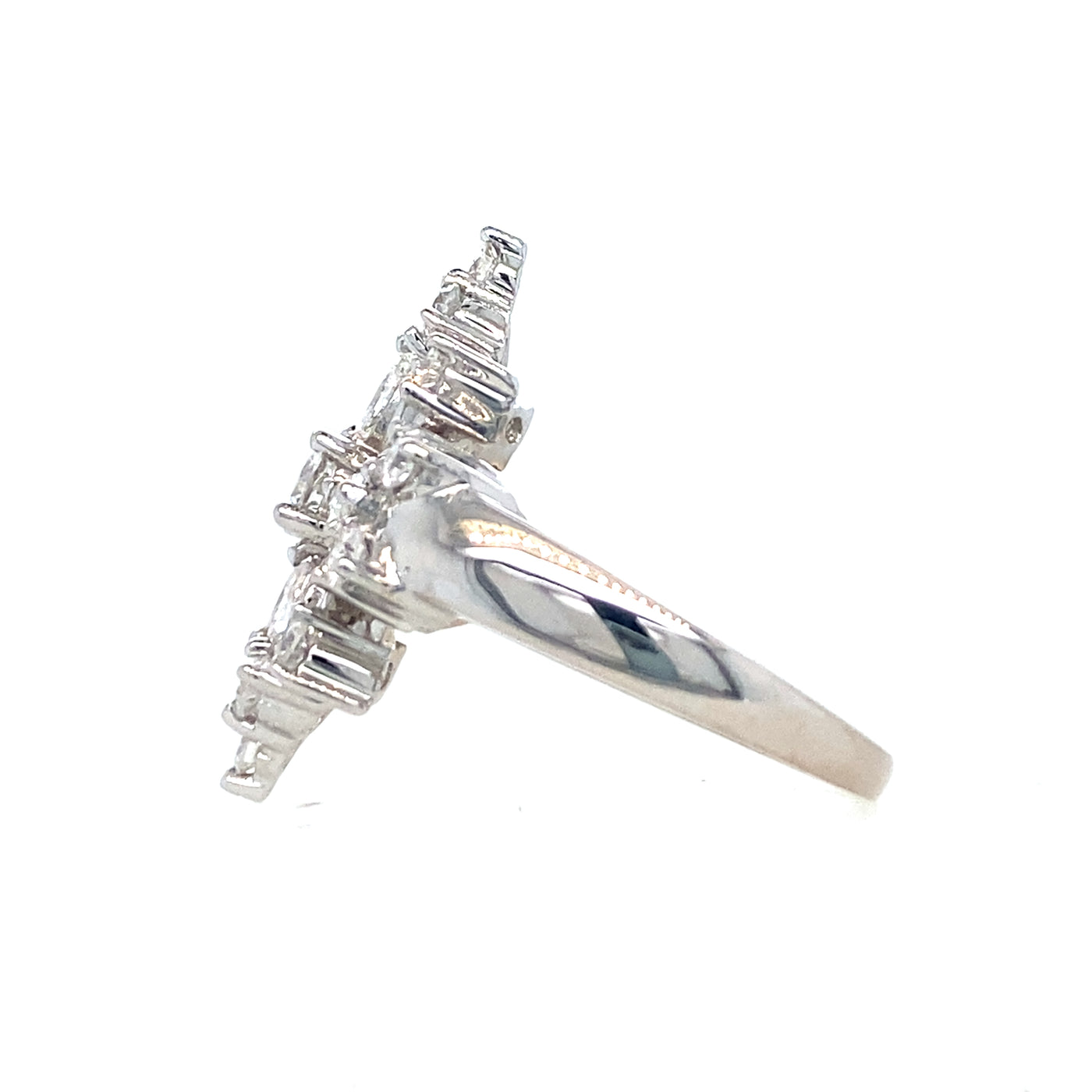ESTATE Diamond Snowflake Ring in White Gold