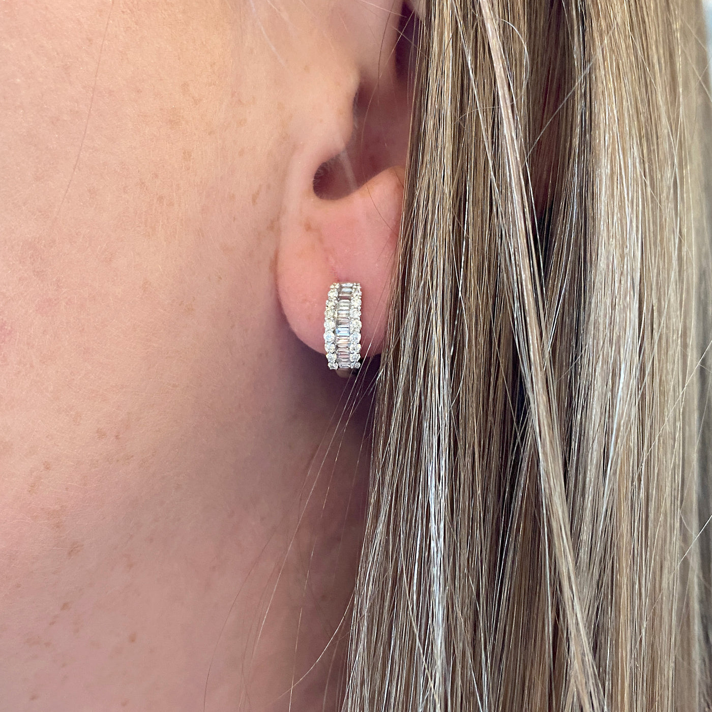 14 Karat Huggie Earrings Diamond Earrings EDD3062-W