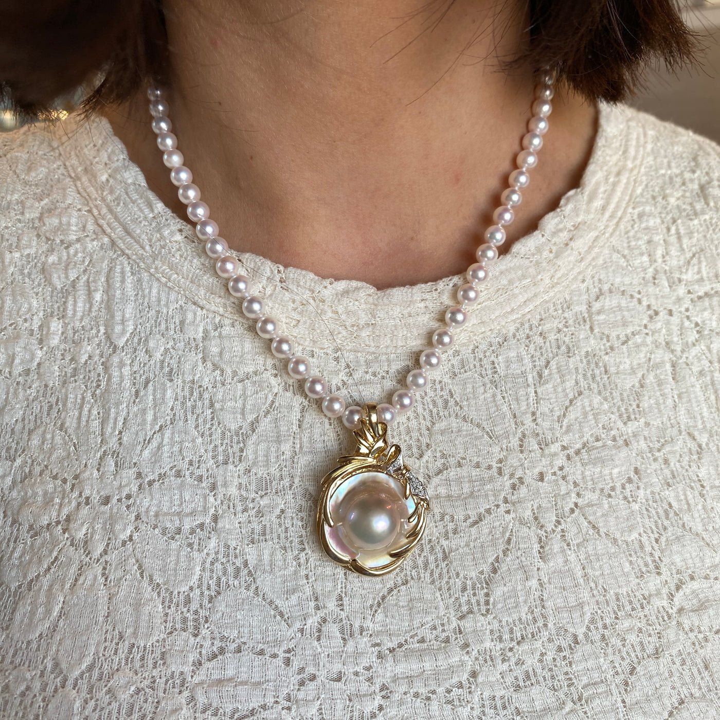 ESTATE Make Pearl Pendant/Enhancer in Yellow Gold
