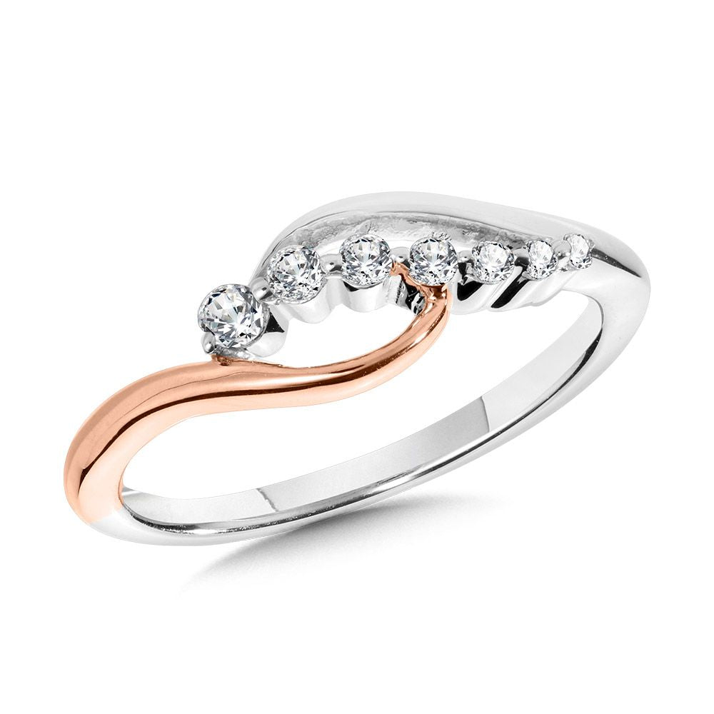 Graduating Diamond Ring in Two-Tone Gold