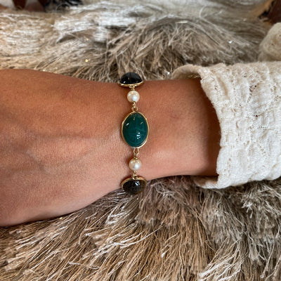 ESTATE Scarab Bracelet in Yellow Gold