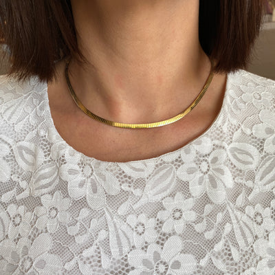 ESTATE Omega Necklace in Yellow Gold