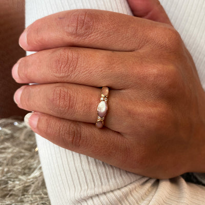 Pink Mother of Pearl and Diamond Ring in Yellow Gold by Kabana