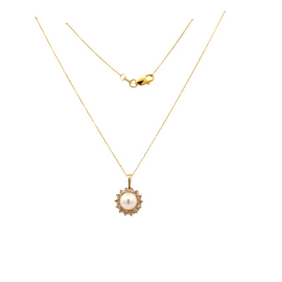 ESTATE Cultured Pearl and Diamond Pendant in Yellow Gold