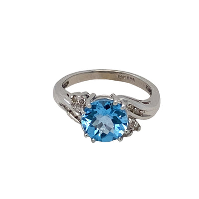 ESTATE Blue Topaz and DIamond Fashion Ring iin White Gold