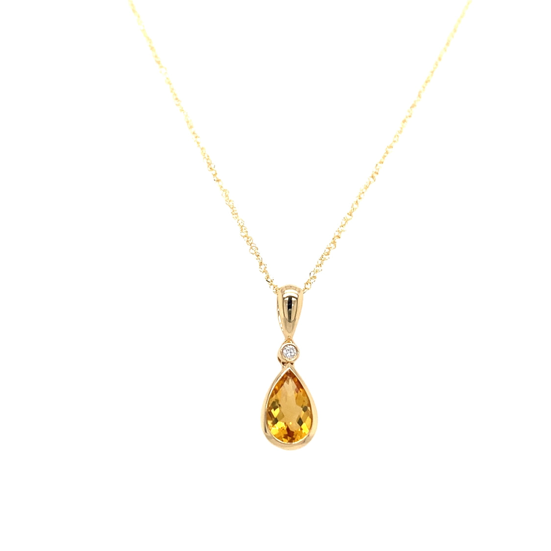 Citrine and Diamond Pendabnt in Yellow Gold