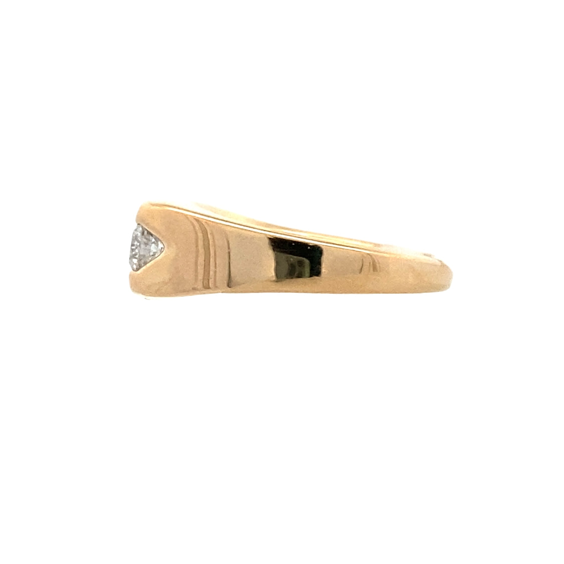 ESTATE Three Stone Diamond Ring in Yellow Gold