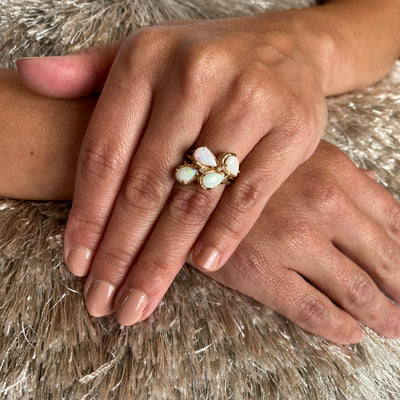 ESTATE Opal Ring in Yellow Gold