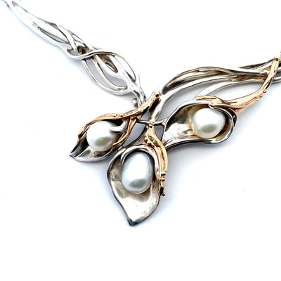Estate Floral and Vine Motif Necklace in Two-Tone Gold