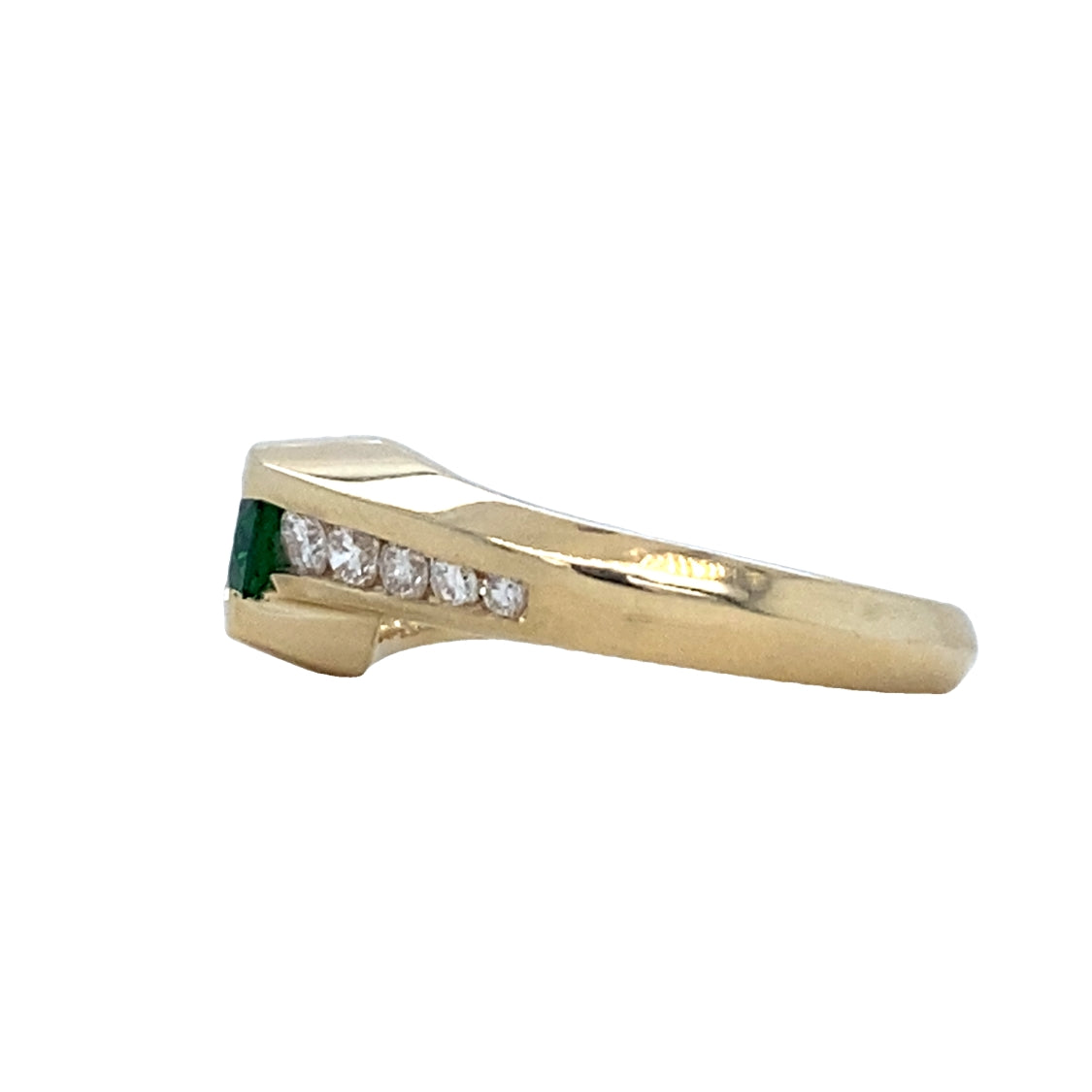 ESTATE Tsavorite Garnet and Diamond Ring in Yellow Gold