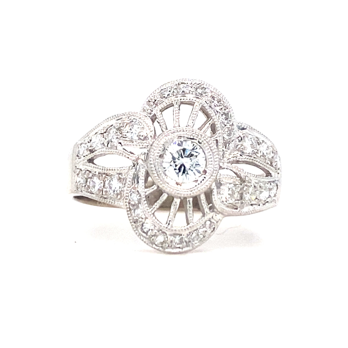 ESTATE Diamond Vintage Inspired Ring in White Gold