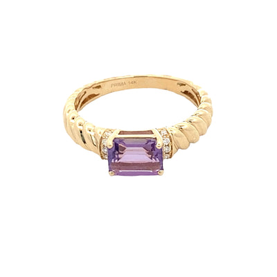 Amethyst and Diamond RIng in Yellow Gold
