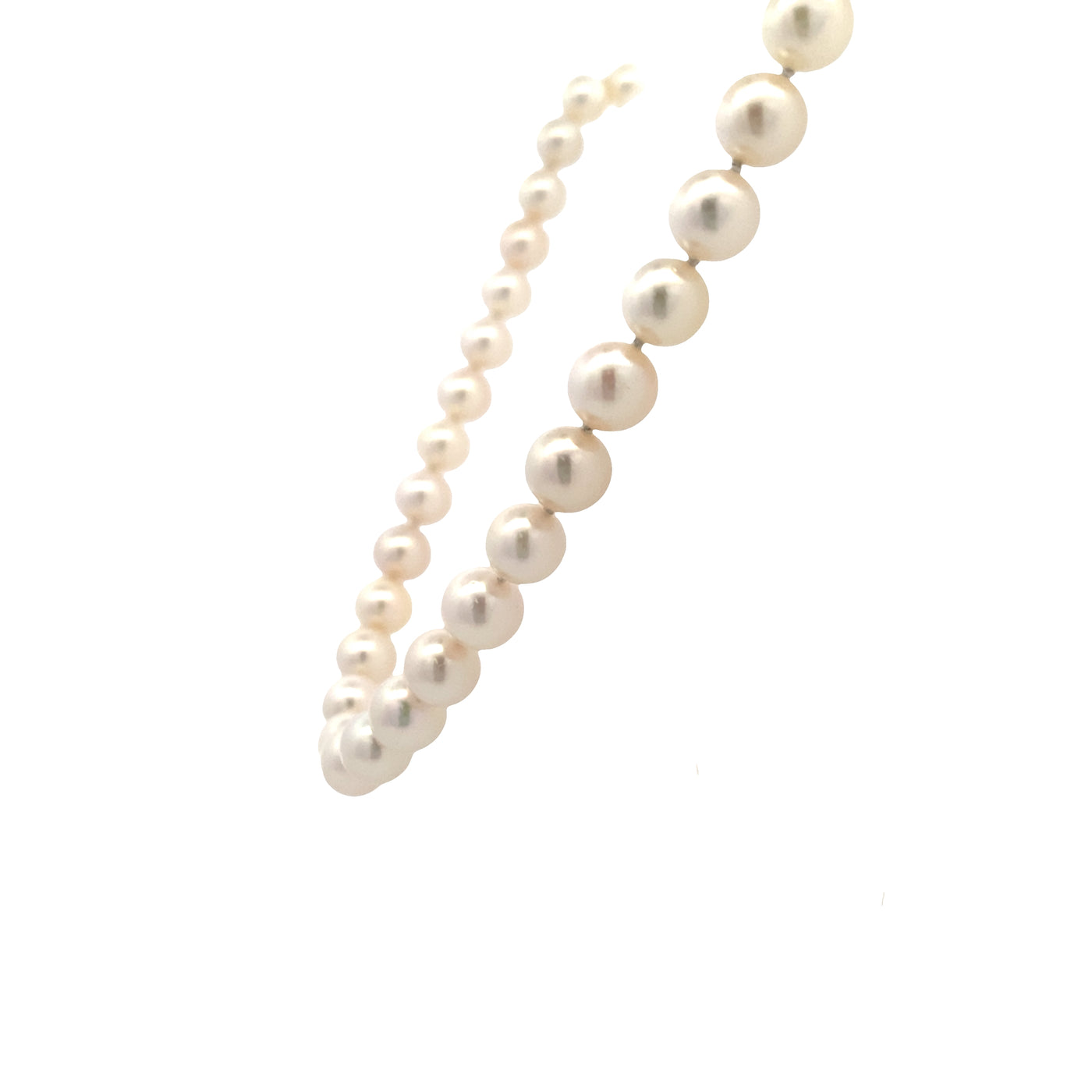 ESTATE 18" Cultured Pearl Strand in Yellow Gold