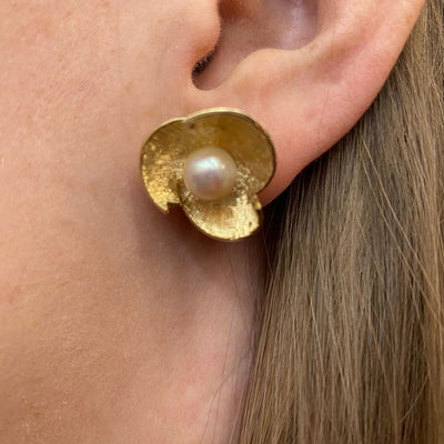 Estate14 k Floral Motif Pearl Non-Pierced Earrings