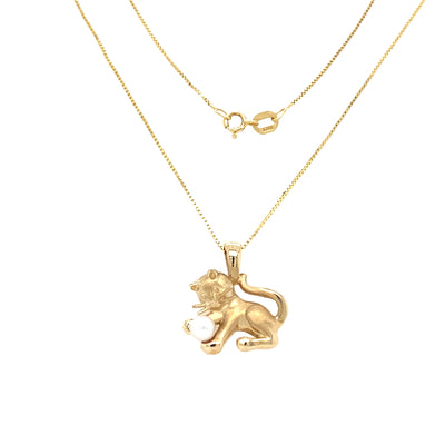 ESTATE Kitten with Pearl Pendant in Yellow Gold