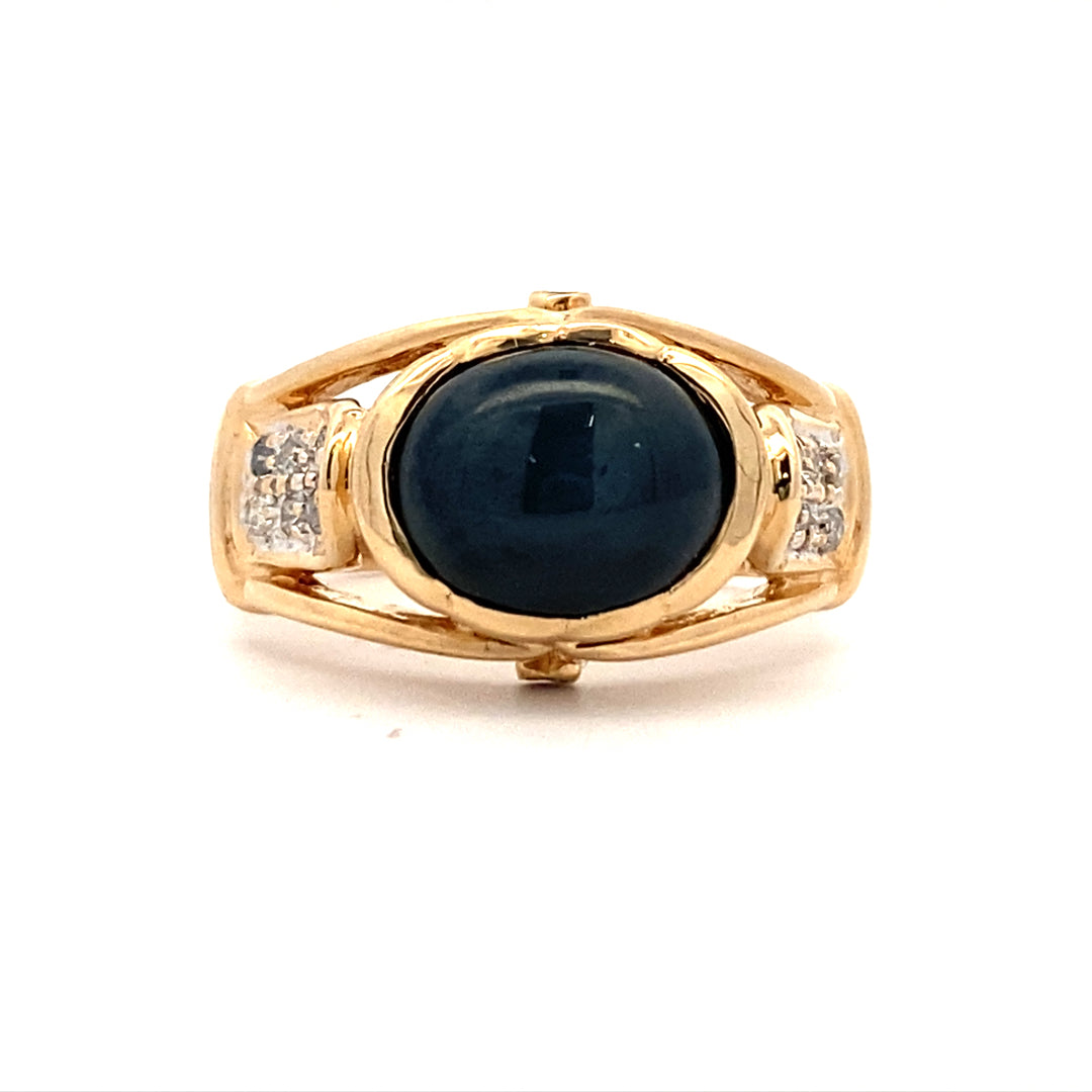 Estate Black Linde Star Ring in Yellow Gold