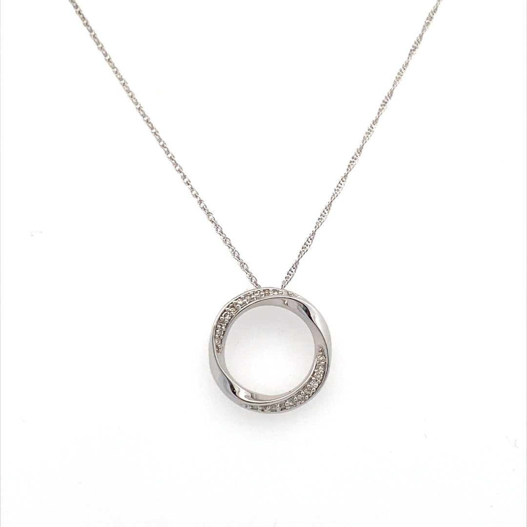 Diamond Circle Pendant in Silver