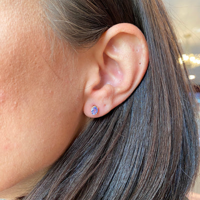 ESTATE Tanzanite Studs in Yellow Gold