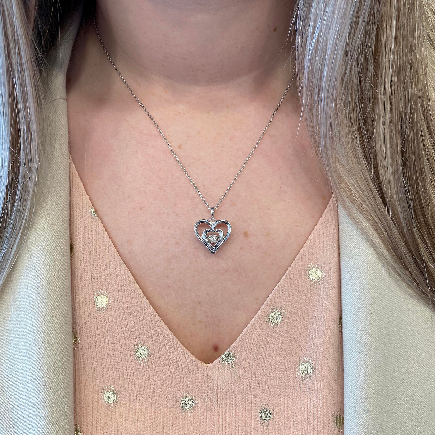 Diamond in rhythm heart best sale necklace