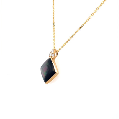 Black Mother of Pearl Pendant in Yellow Gold by Kabana