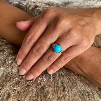 ESTATE Turquoise and Diamond Ring in Yellow Gold