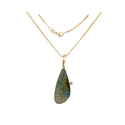 ESTATE Druzy Quartz Pendant in Yellow Gold