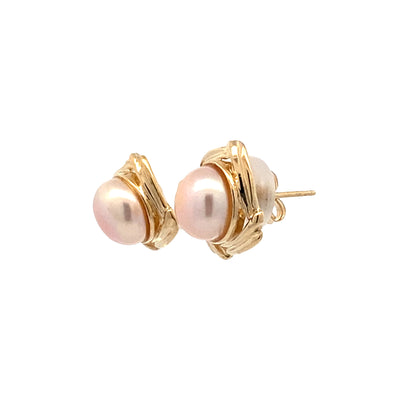 ESTATE Pearl Button Earrings in Yellow Gold