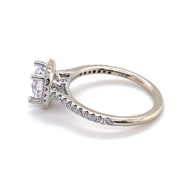 FANA 14 Karat Halo Round Shape Engagement Ring S3790/WG