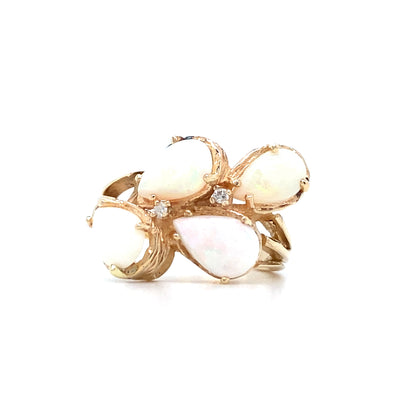 ESTATE Opal Ring in Yellow Gold