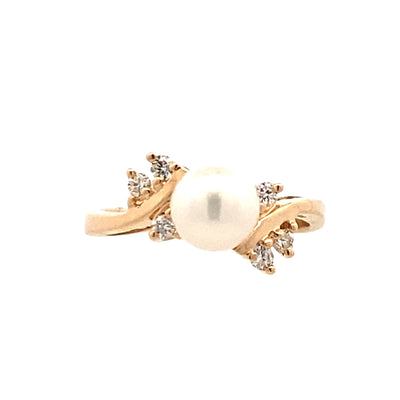 ESTATE Pearl and Diamond Ring in Yellow Gold