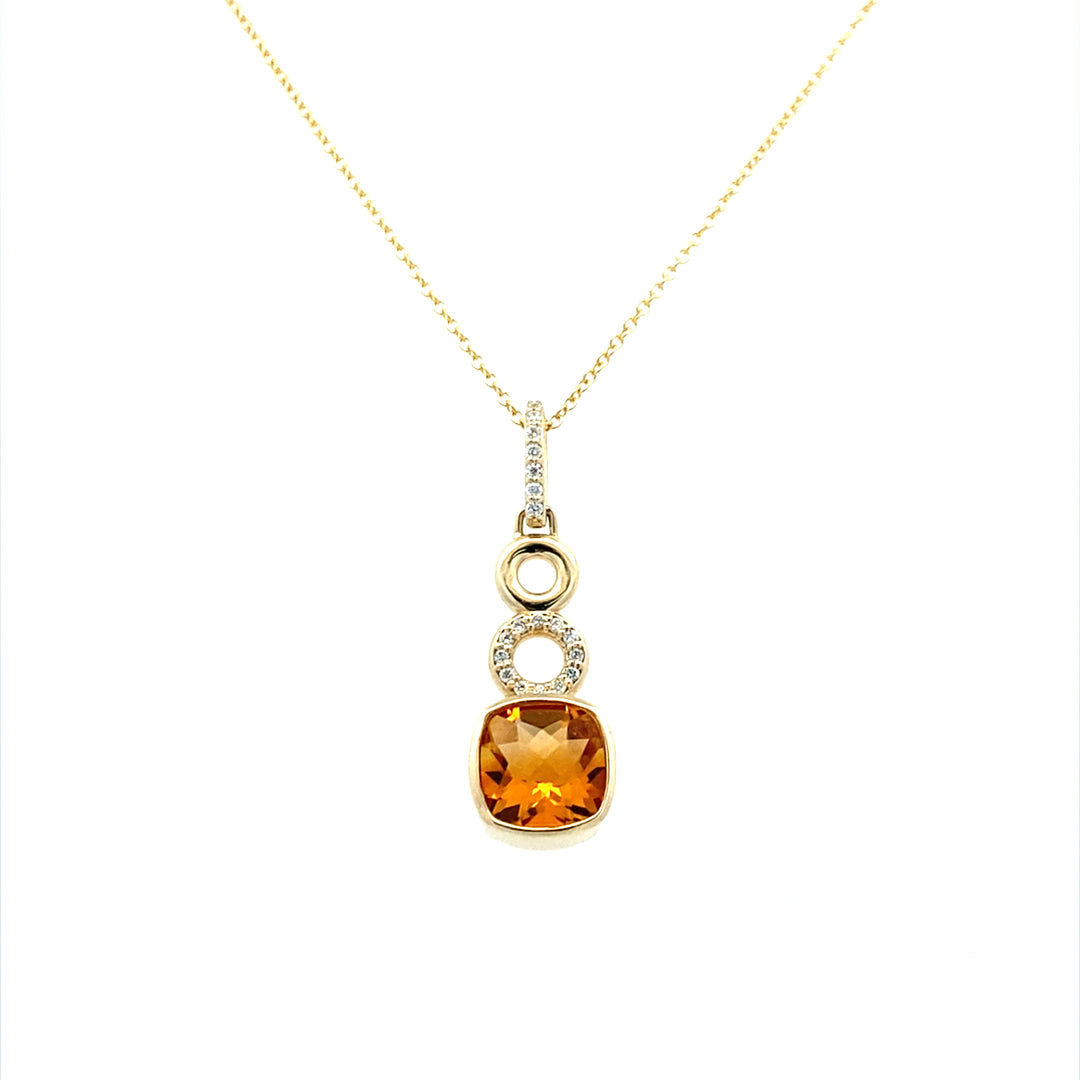 Beeghly & Co. 14 Karat Yellow Gold Drop Style Citrine Pendant
