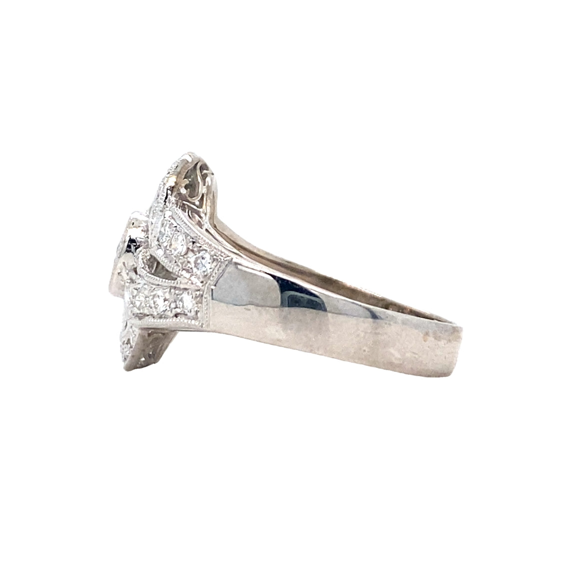 ESTATE Diamond Vintage Inspired Ring in White Gold